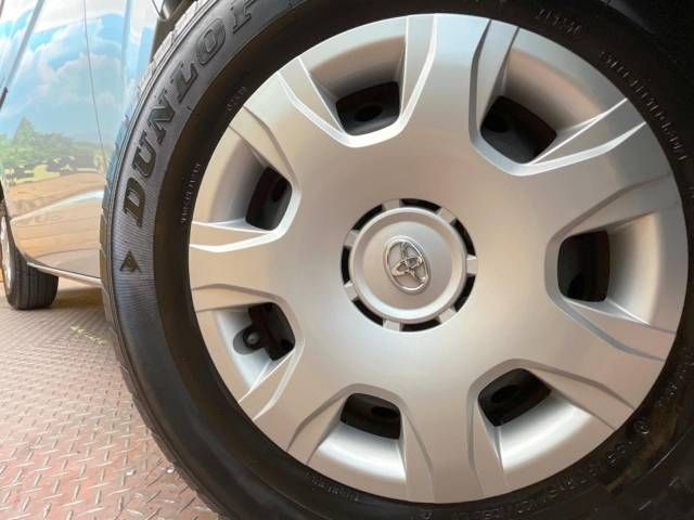 Toyota HIACE VAN 2016-04 191979-13