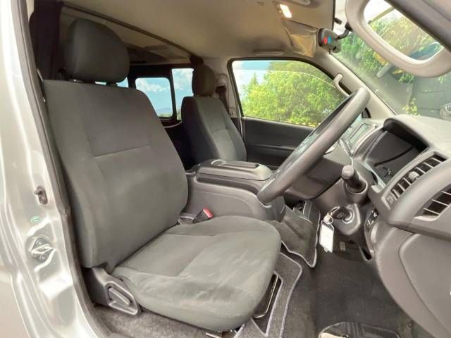 Toyota HIACE VAN 2016-04 191979-8
