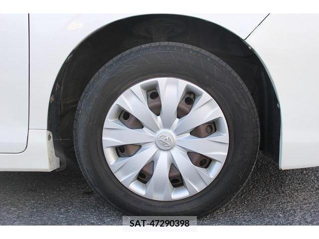 Toyota VOXY 2018-04 222904-11