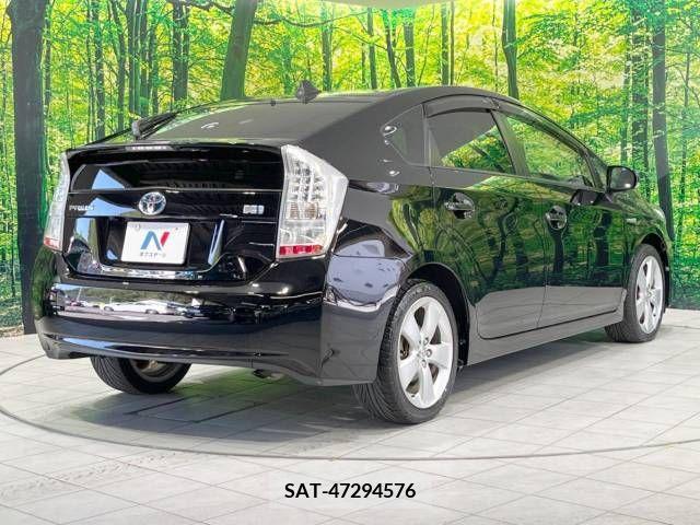 Toyota PRIUS 2010-12 321999-17