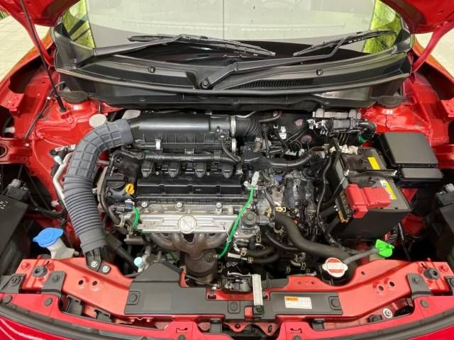 Suzuki SWIFT 2019-12 185672-18