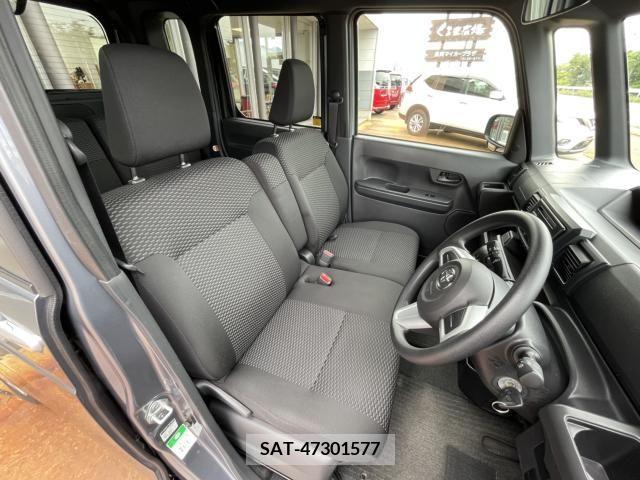 Toyota Pixis Mega 2019-11 247438-7