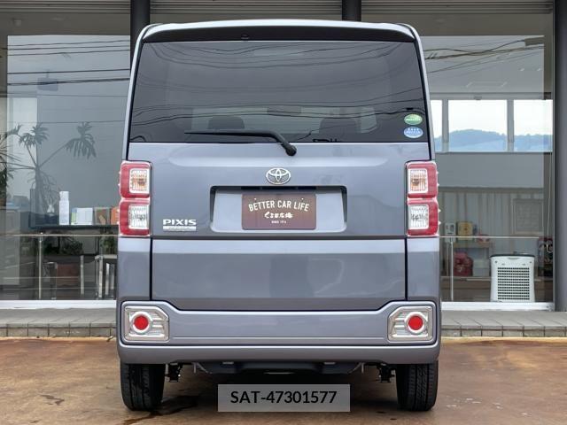 Toyota Pixis Mega 2019-11 247438-3