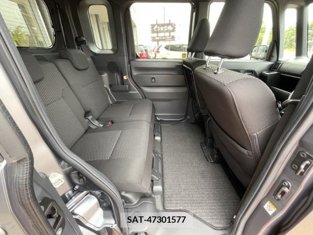 Toyota Pixis Mega 2019-11 247438-13