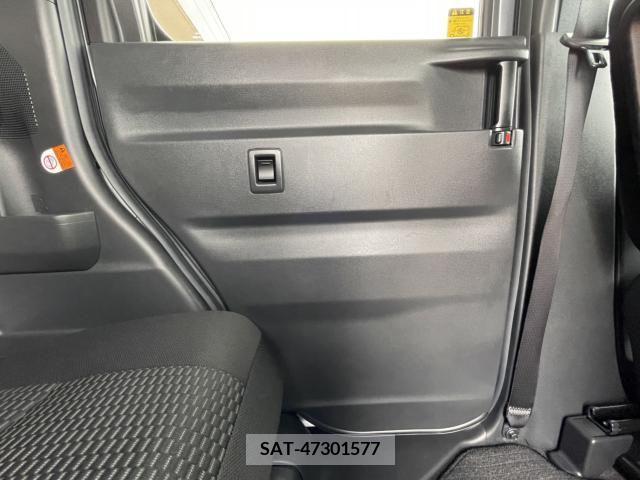 Toyota Pixis Mega 2019-11 247438-18