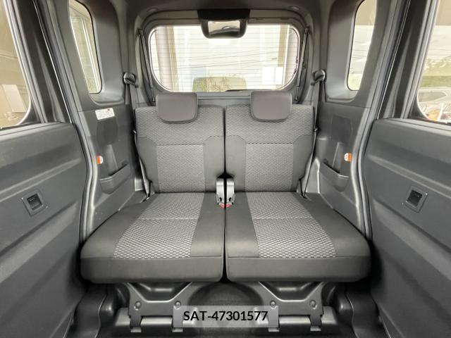 Toyota Pixis Mega 2019-11 247438-19