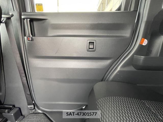 Toyota Pixis Mega 2019-11 247438-17