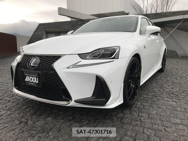 Lexus IS 2019-11 235840-0