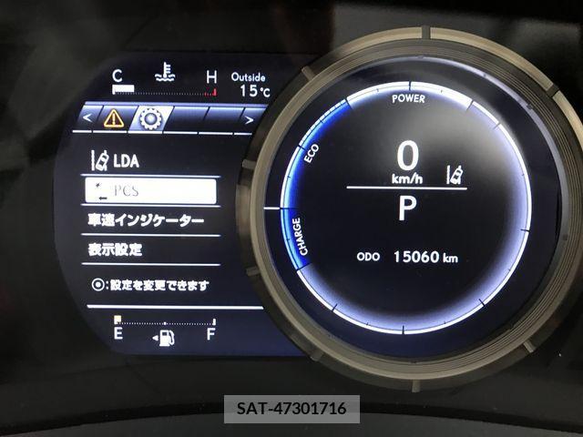 Lexus IS 2019-11 235840-13