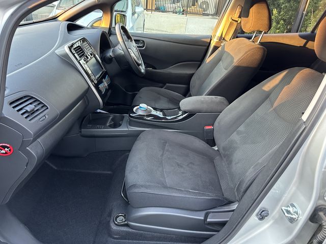 Nissan LEAF 2017-03 16978-10