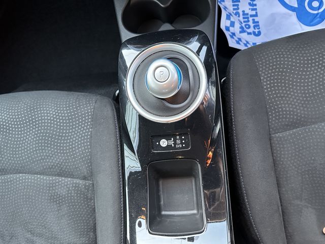 Nissan LEAF 2017-03 16978-16