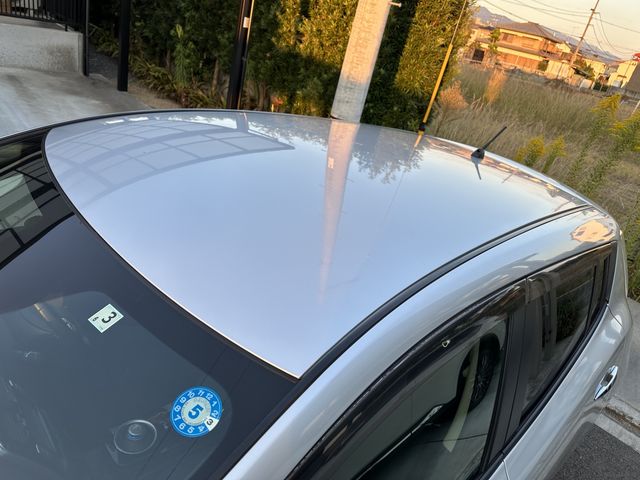 Nissan LEAF 2017-03 16978-24