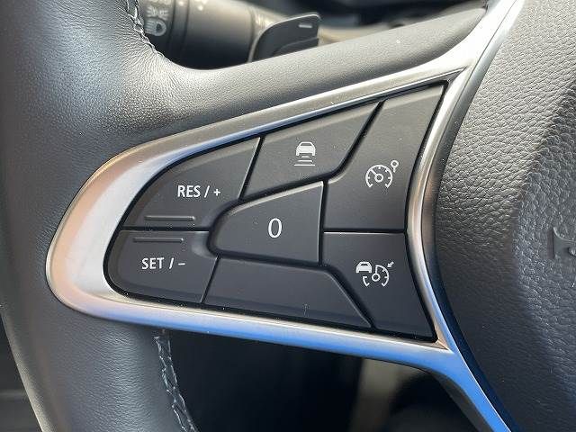 Renault CAPTUR 2021-02 15837-4