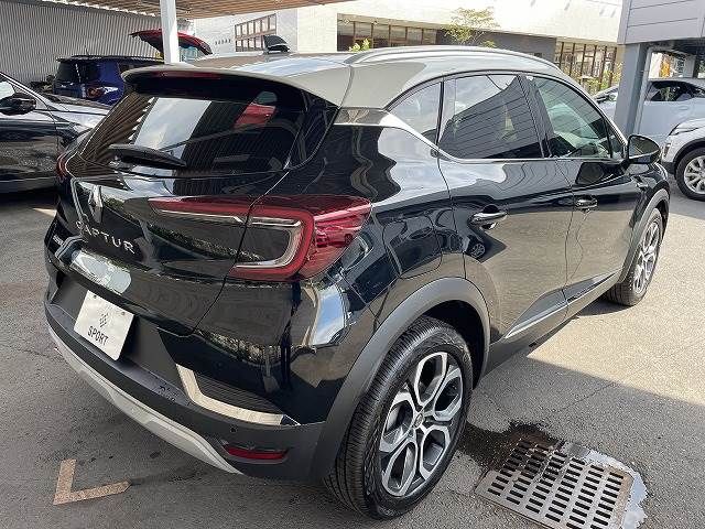 Renault CAPTUR 2021-02 15837-14