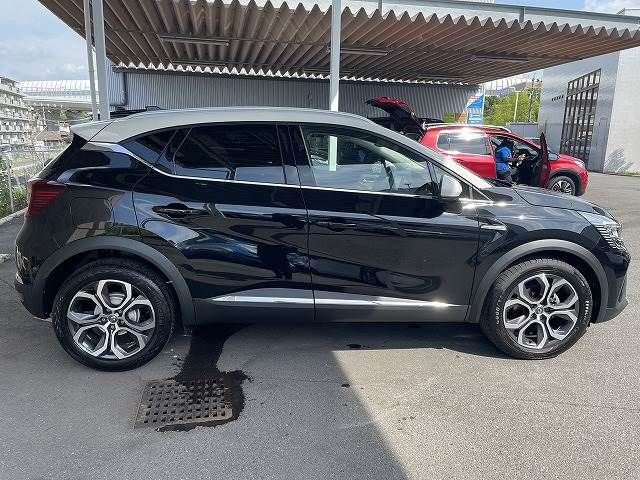 Renault CAPTUR 2021-02 15837-13