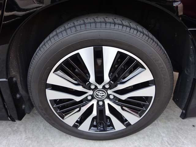 Toyota VELLFIRE 2018-03 190809-12