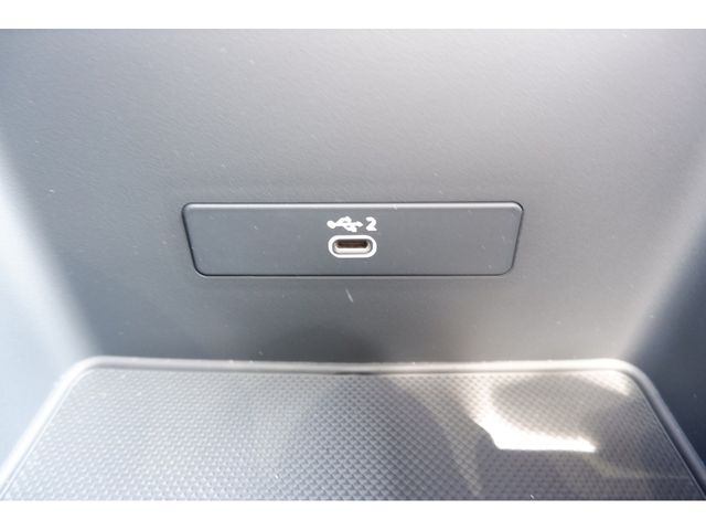 Audi Q5 2022-11 5882-25