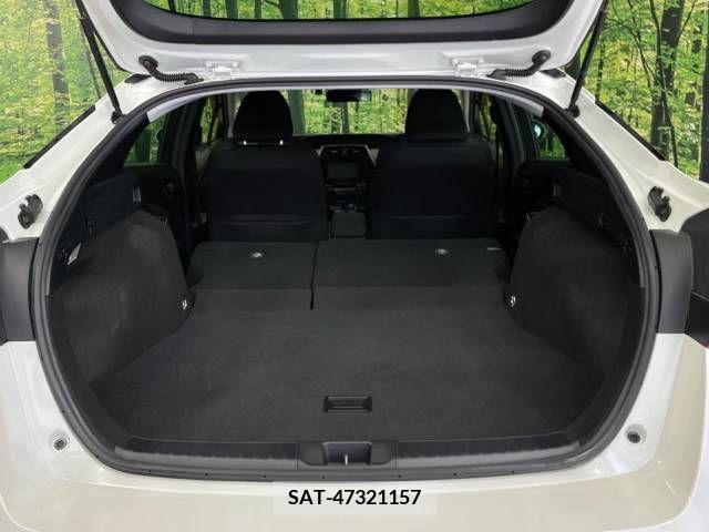 Toyota PRIUS 2019-09 281836-10