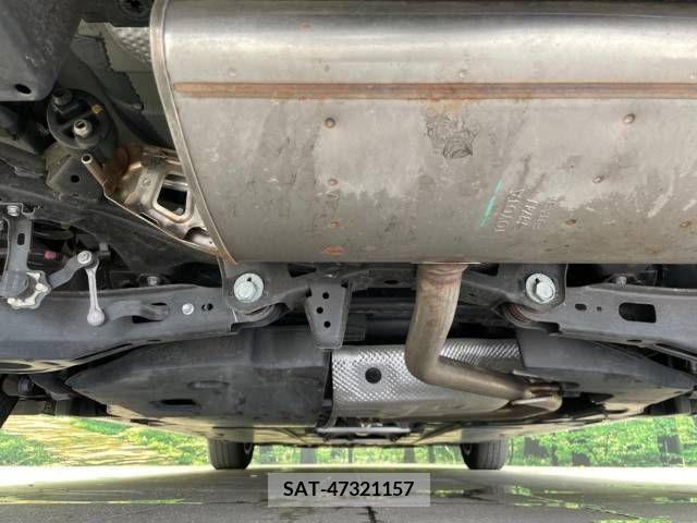 Toyota PRIUS 2019-09 281836-19