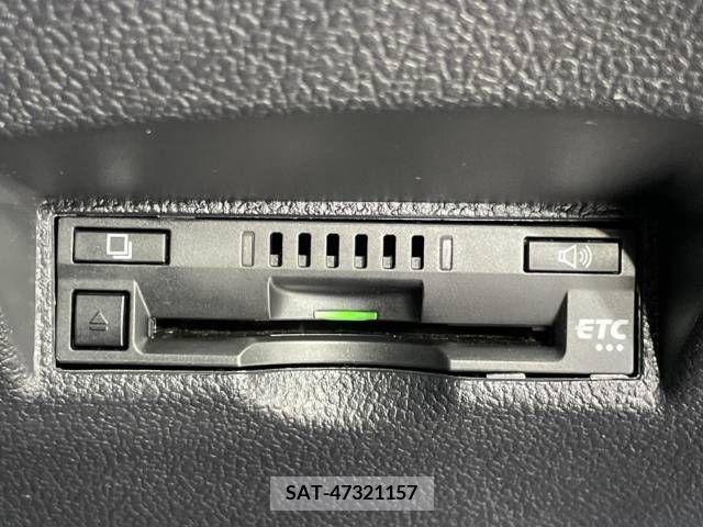Toyota PRIUS 2019-09 281836-6