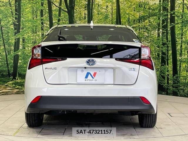 Toyota PRIUS 2019-09 281836-15
