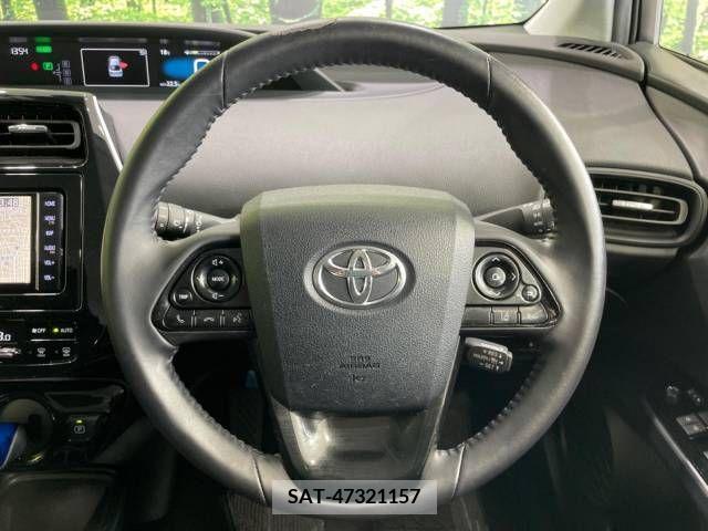 Toyota PRIUS 2019-09 281836-11