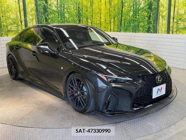 Lexus IS 2022-05 388415-16