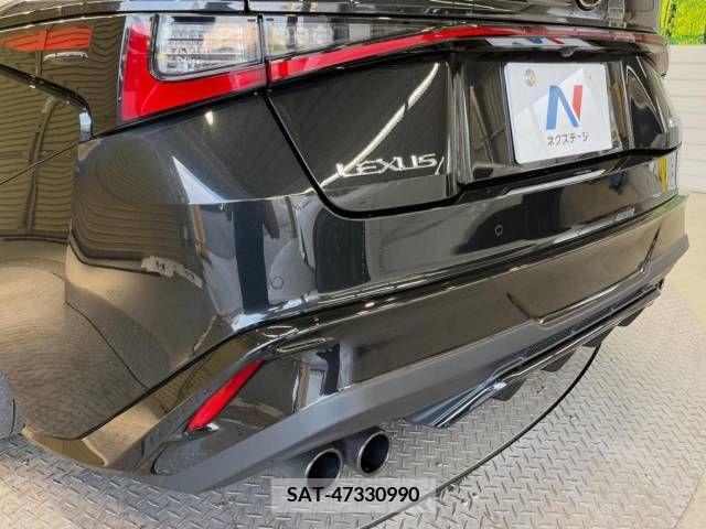 Lexus IS 2022-05 388415-4
