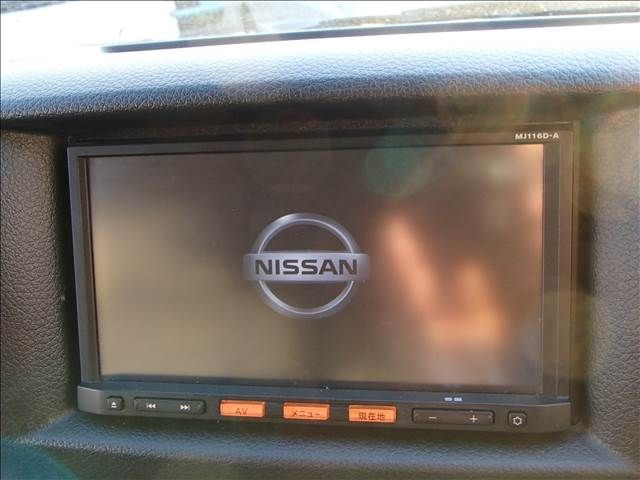 Nissan NV350 Caravan 2016-08 23296-9