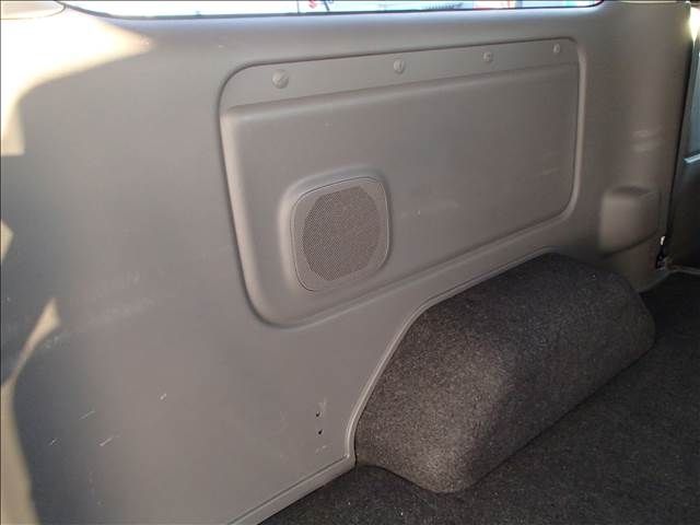 Nissan NV350 Caravan 2016-08 23296-15
