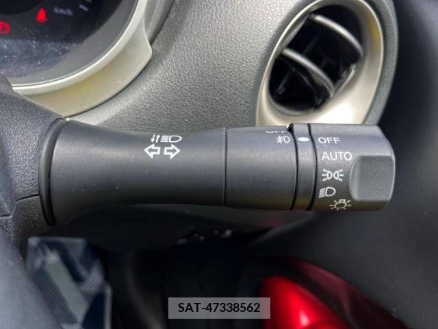 Nissan JUKE 2013-10 327709-5