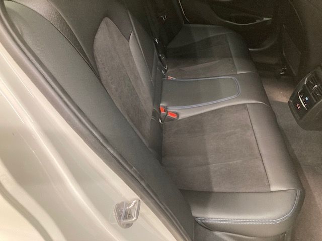 Bmw 3 SERIES 2023-02 8591-6