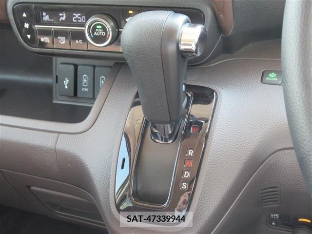 Honda N BOX 2019-02 207474-10