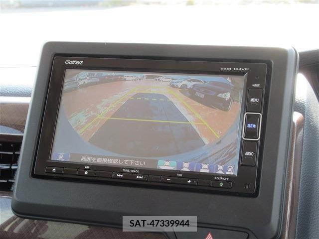 Honda N BOX 2019-02 207474-3