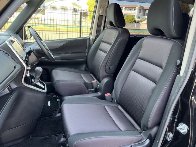 Nissan SERENA 2017-01 14775-15