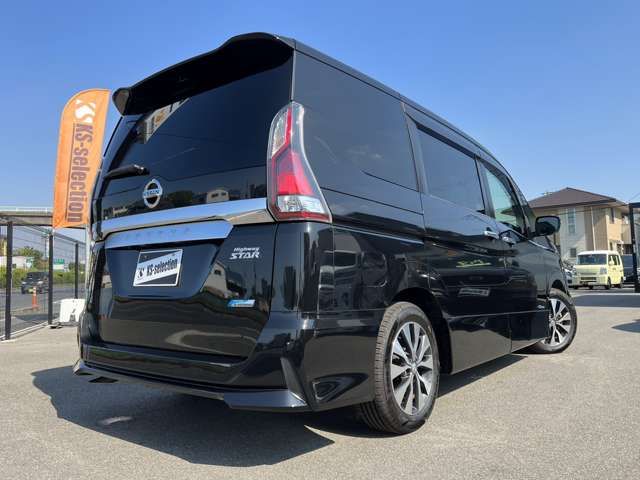 Nissan SERENA 2017-01 14775-1