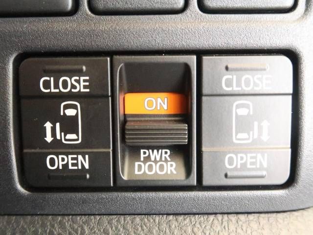 Toyota VOXY 2019-02 24952-5