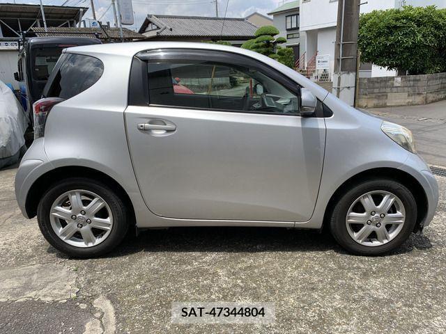 Toyota IQ 2009-12 201371-2
