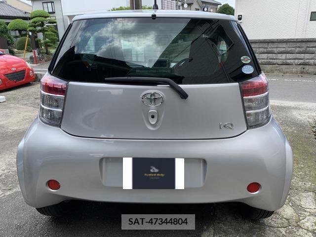 Toyota IQ 2009-12 201371-4