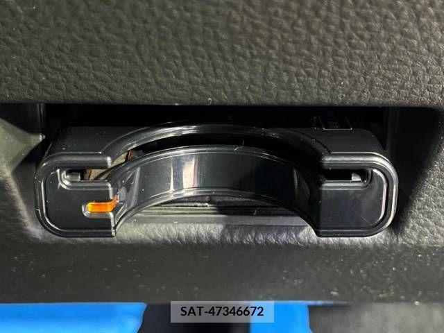 Suzuki SWIFT 2013-03 382706-5