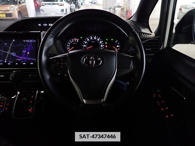 Toyota NOAH 2019-11 336177-9