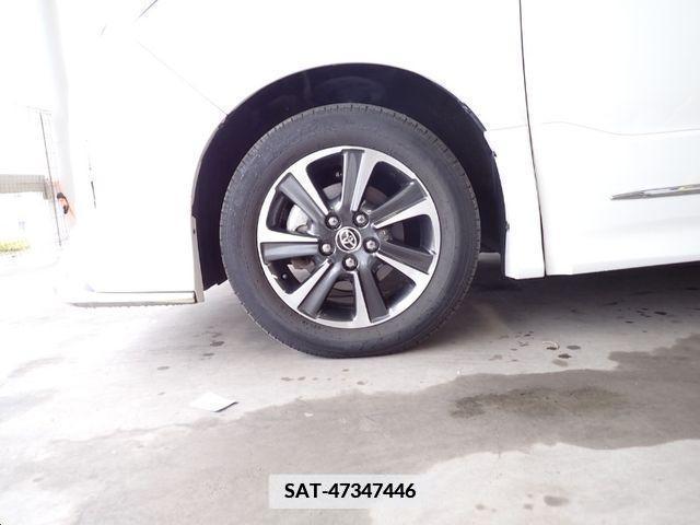 Toyota NOAH 2019-11 336177-28