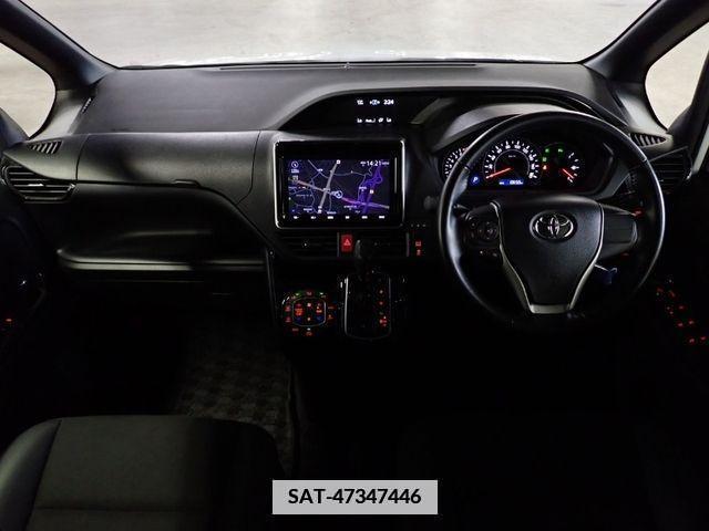 Toyota NOAH 2019-11 336177-2