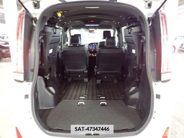 Toyota NOAH 2019-11 336177-14