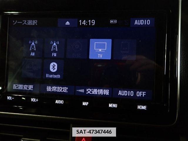 Toyota NOAH 2019-11 336177-19