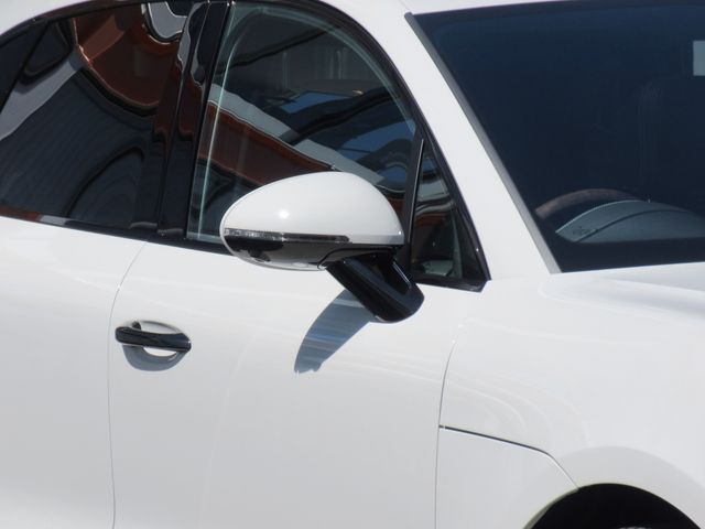 Porsche MACAN 2022-08 6941-9