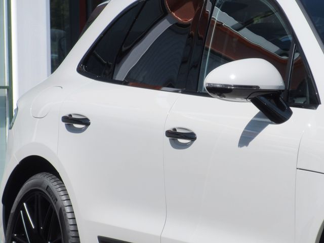 Porsche MACAN 2022-08 6941-8