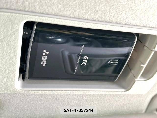 Mazda DEMIO 2017-09 267606-3
