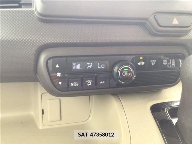 Honda N BOX 2019-06 307438-17