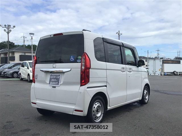 Honda N BOX 2019-06 307438-5